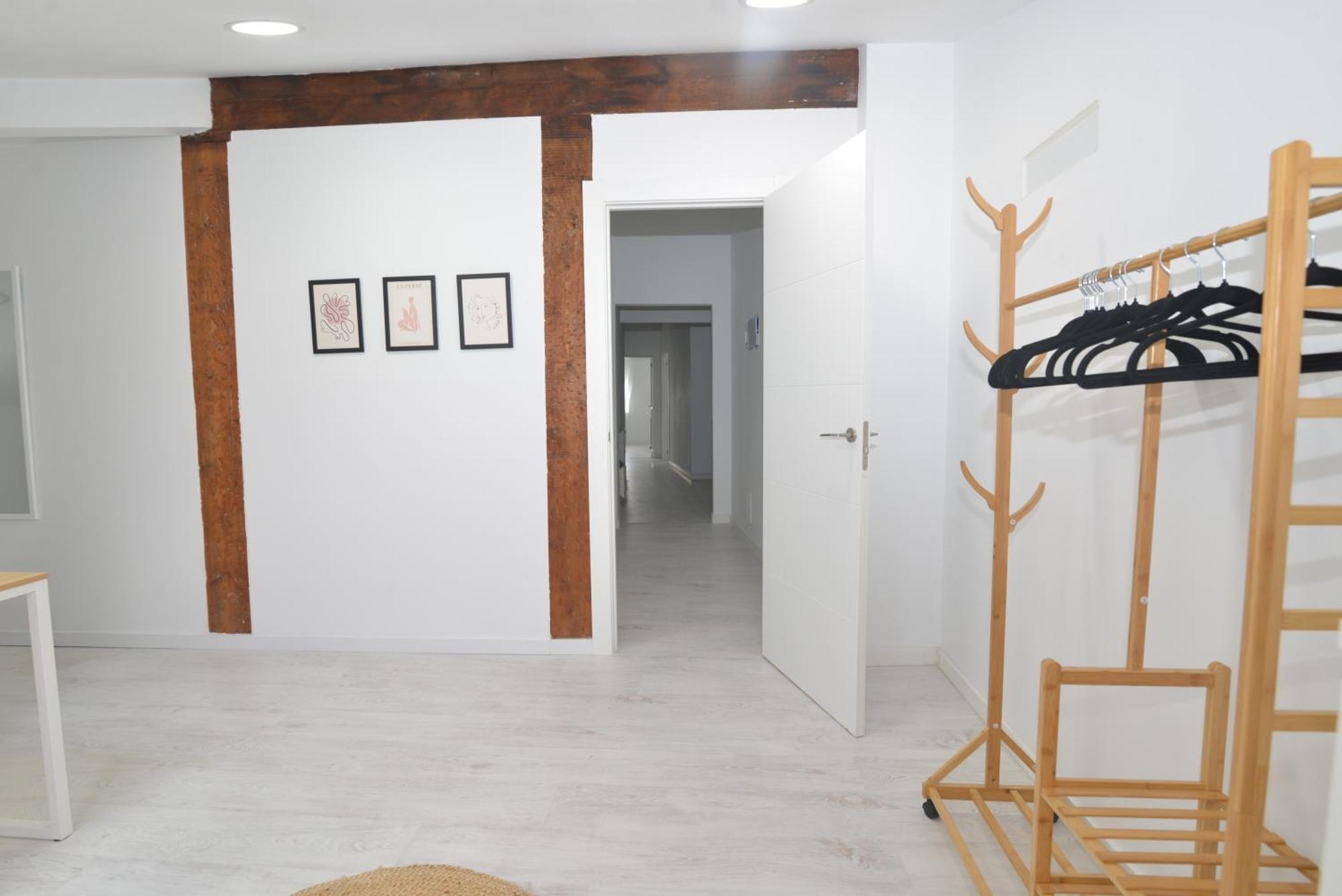 El Apartamento De San Cisneros By Just-Room Santander Exterior photo