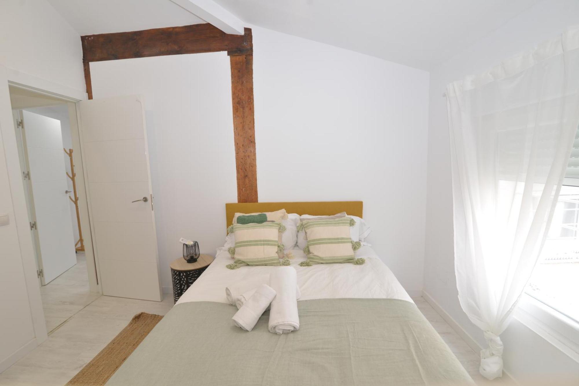 El Apartamento De San Cisneros By Just-Room Santander Exterior photo