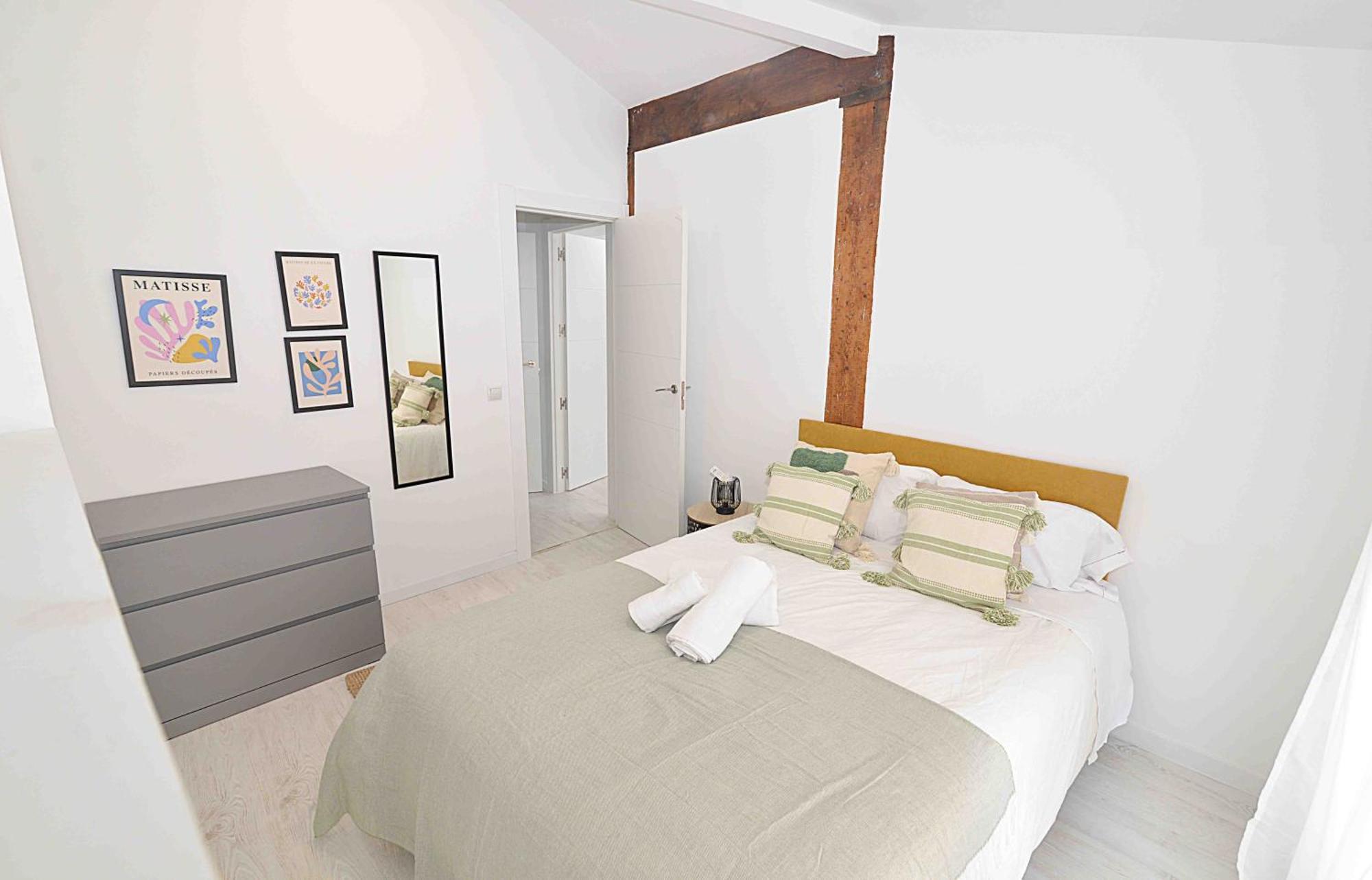 El Apartamento De San Cisneros By Just-Room Santander Exterior photo